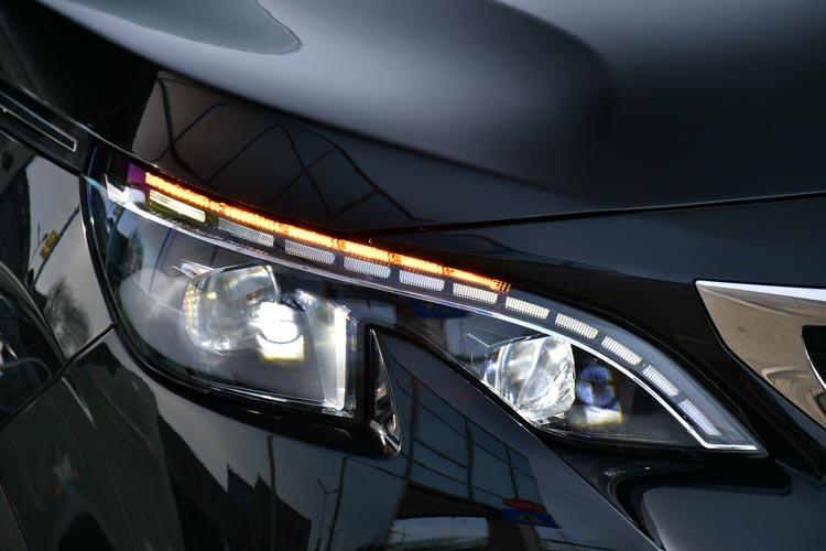 Peugeot 3008 PureTech 130 Stop & Start GPF Allure Pack