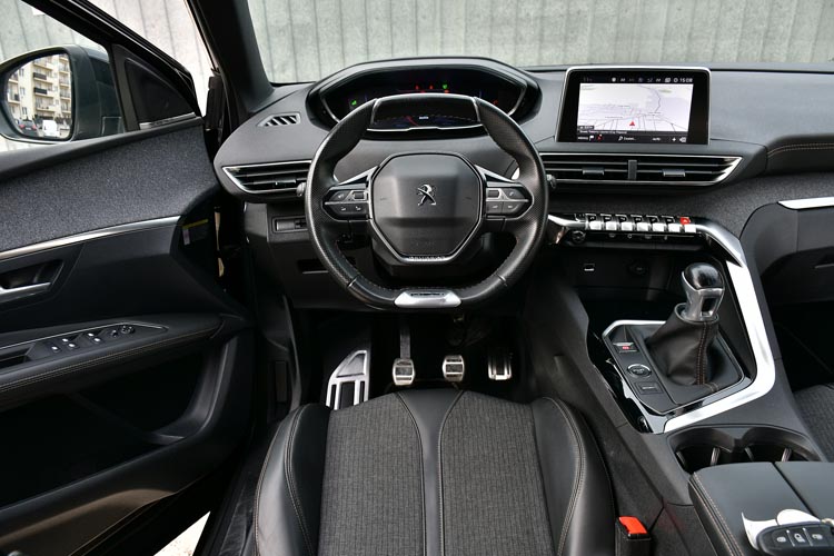 Peugeot 3008 PureTech 130 Stop & Start GPF Allure Pack