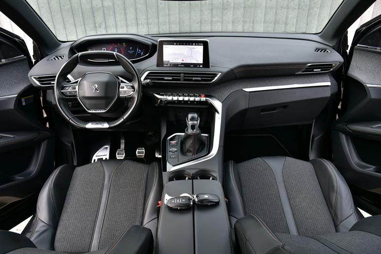Peugeot 3008 PureTech 130 Stop & Start GPF Allure Pack