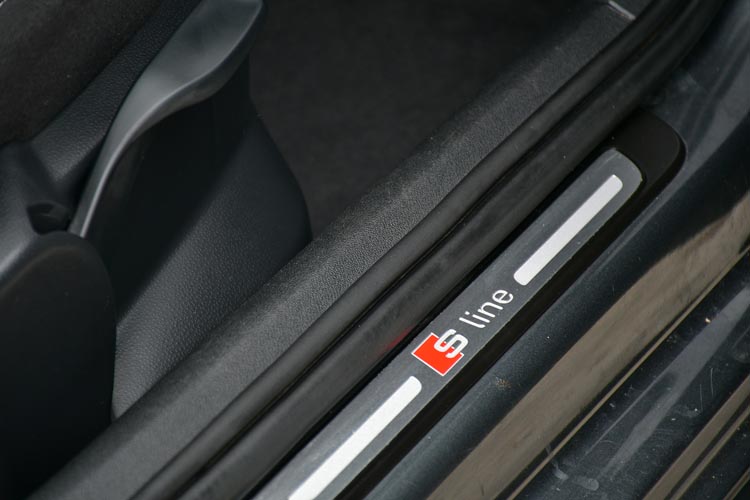 Audi 1.6 TDI Sportback S line Edition