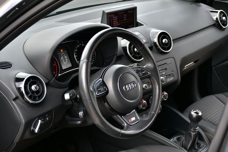 Audi 1.6 TDI Sportback S line Edition