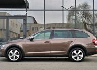 Skoda Octavia Combi 2.0TDI (Green Tec) 4X4 DSG Scout
