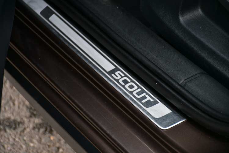 Skoda Octavia Combi 2.0TDI (Green Tec) 4X4 DSG Scout