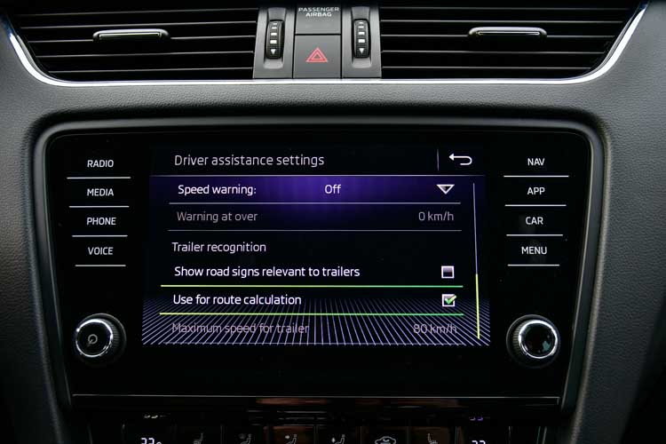 Skoda Octavia Combi 2.0TDI (Green Tec) 4X4 DSG Scout