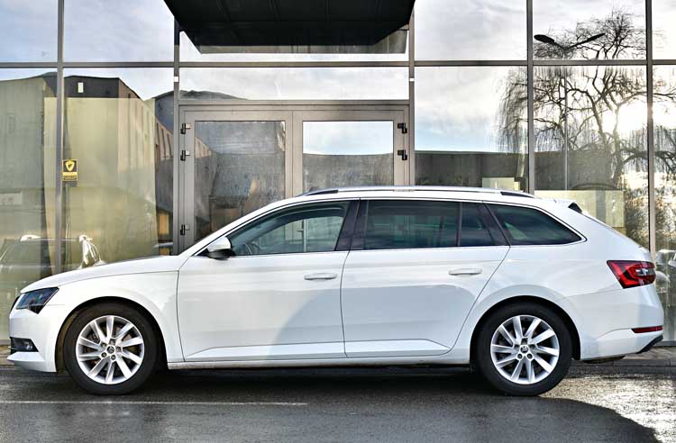 Skoda Superb 2.0d 190cp 4×4 Break