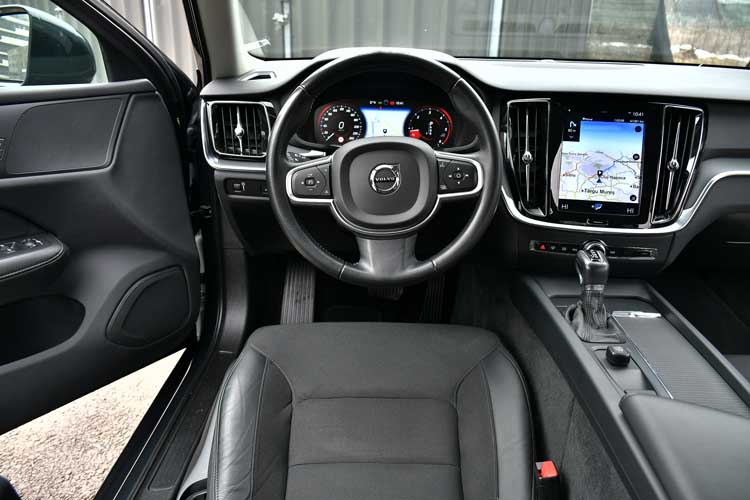 Volvo V60 D3 Geartronic Momentum