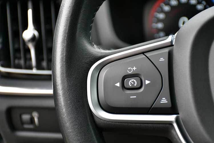 Volvo V60 D3 Geartronic Momentum