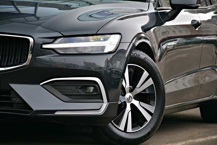 Volvo V60 D3 Geartronic Momentum