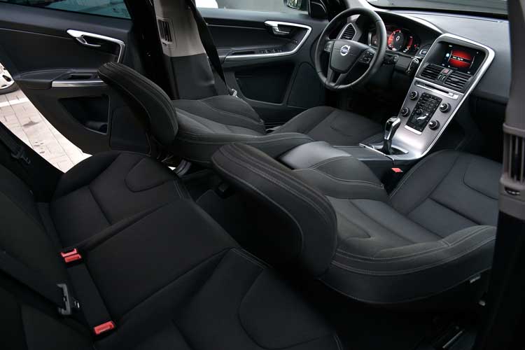 Volvo XC 60 D3 AWD Momentum