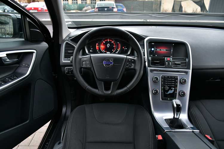 Volvo XC 60 D3 AWD Momentum