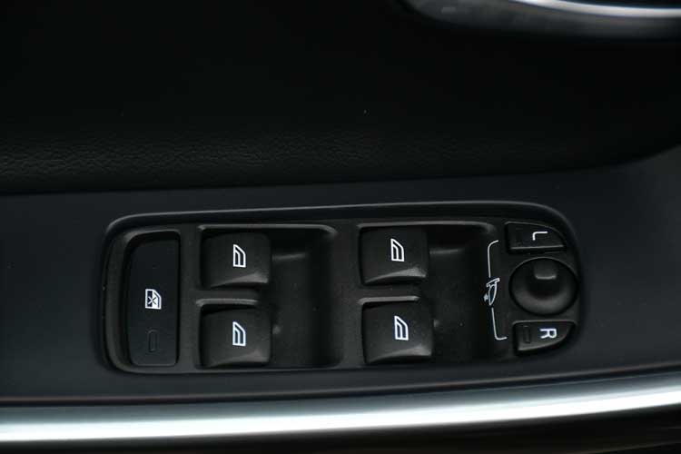 Volvo XC 60 D3 AWD Momentum