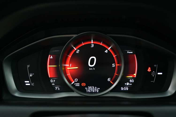 Volvo XC 60 D3 AWD Momentum