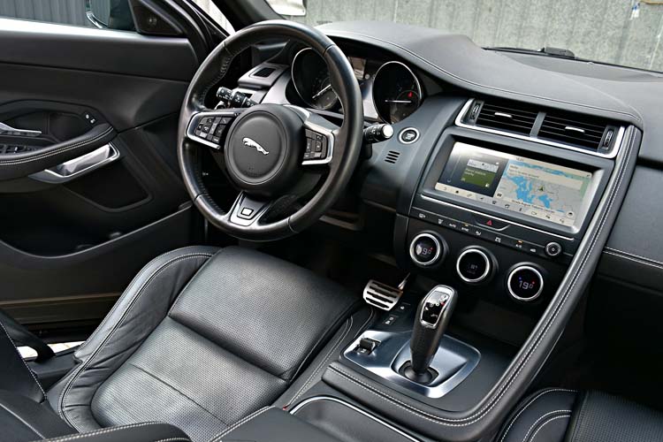 Jaguar E-Pace D150 AWD Aut. R-Dynamic S
