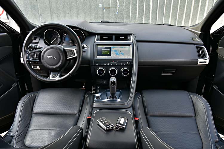 Jaguar E-Pace D150 AWD Aut. R-Dynamic S