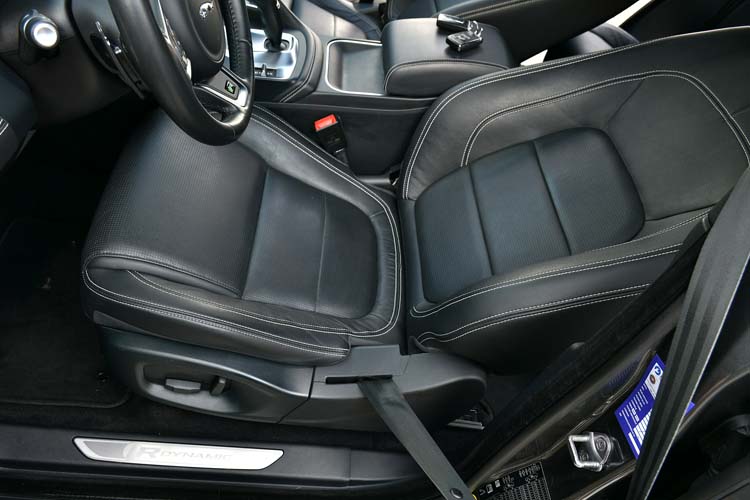 Jaguar E-Pace D150 AWD Aut. R-Dynamic S