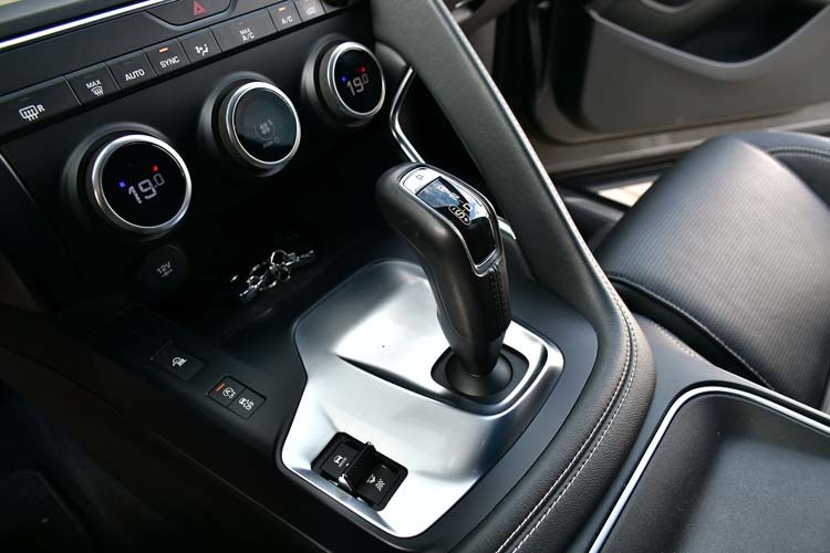 Jaguar E-Pace D150 AWD Aut. R-Dynamic S
