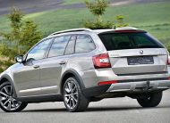 Skoda Octavia Combi 2.0 TDI (Green Tec) 4X4 DSG Scout