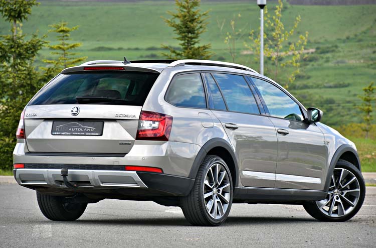 Skoda Octavia Combi 2.0 TDI (Green Tec) 4X4 DSG Scout