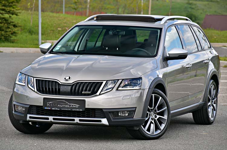 Skoda Octavia Combi 2.0 TDI (Green Tec) 4X4 DSG Scout