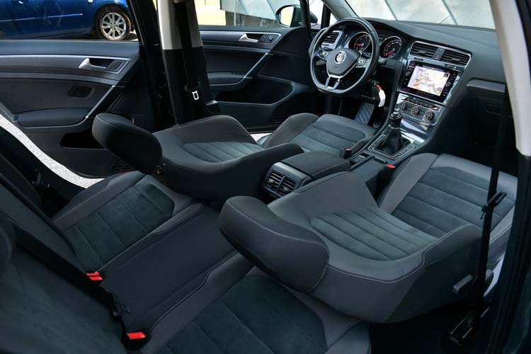 Volkswagen Golf 1.6 TDI Highline