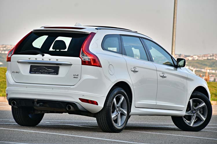 Volvo XC60 2.4d D4 AWD R-Design