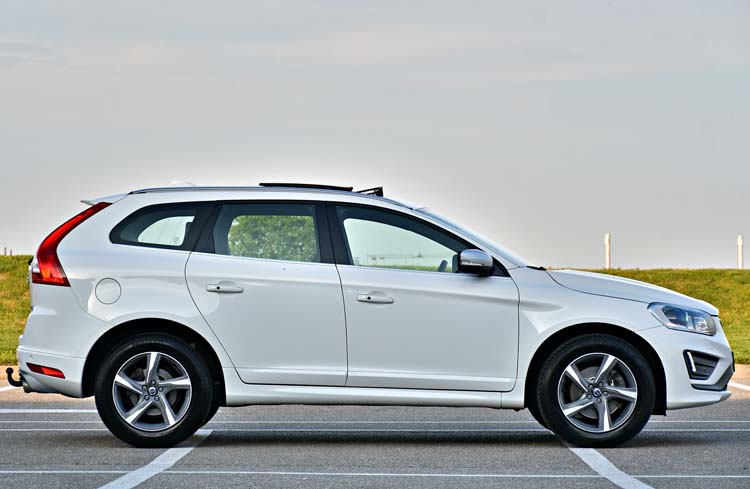 Volvo XC60 2.4d D4 AWD R-Design