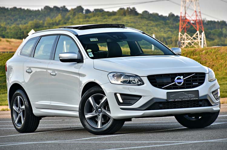 Volvo XC60 2.4d D4 AWD R-Design