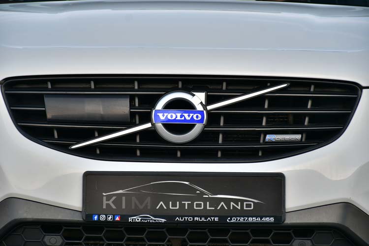 Volvo XC60 2.4d D4 AWD R-Design