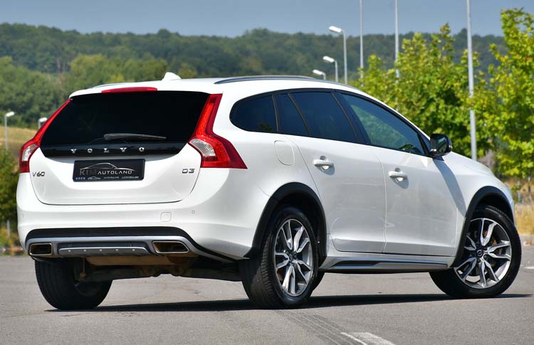 Volvo V60 Cross Country D3 Geartronic Momentum
