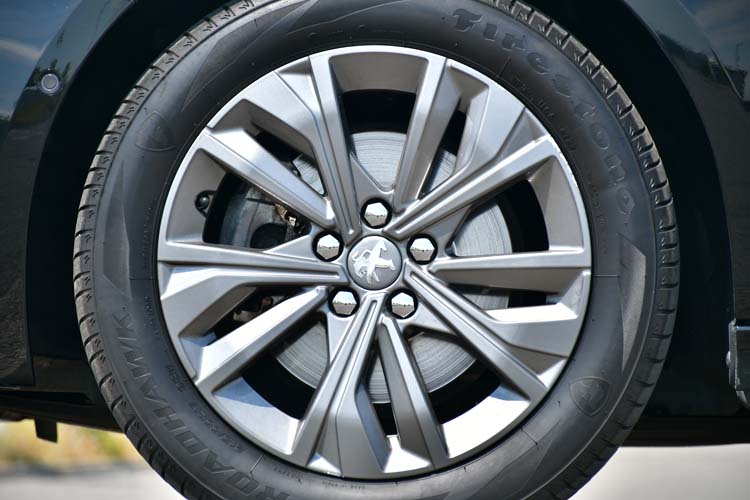 Peugeot 508 BlueHDi 130 EAT8 Active Pack ALLURE