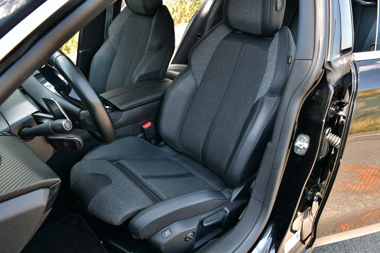 Peugeot 508 BlueHDi 130 EAT8 Active Pack ALLURE