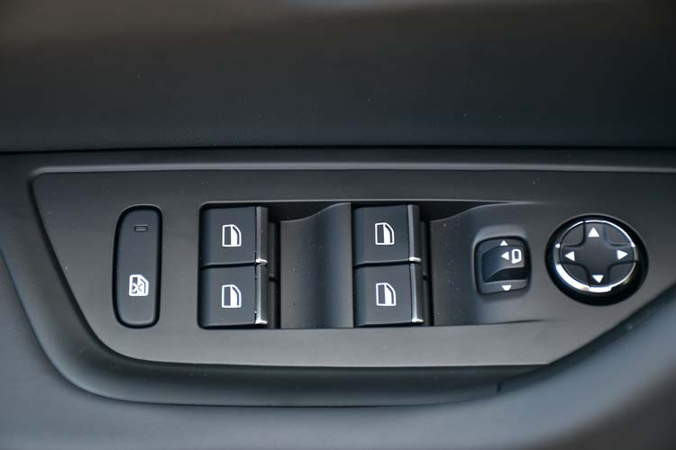 Peugeot 508 BlueHDi 130 EAT8 Active Pack ALLURE