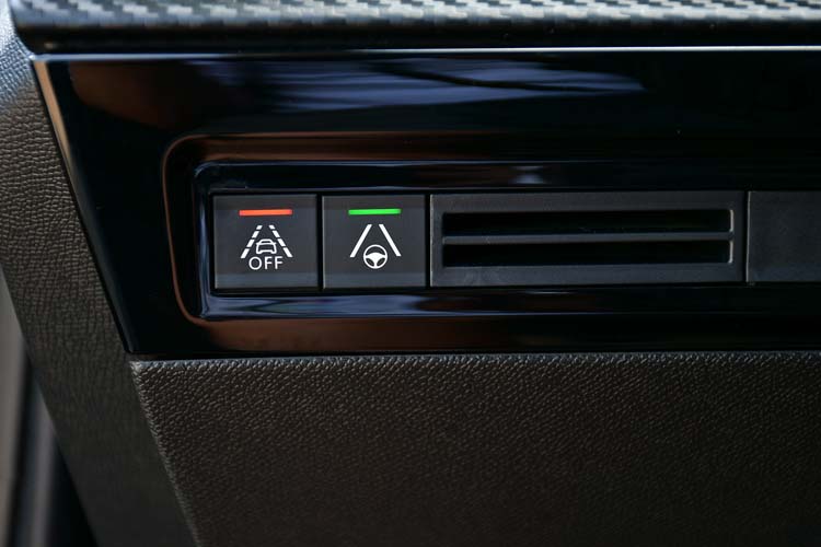 Peugeot 508 BlueHDi 130 EAT8 Active Pack ALLURE