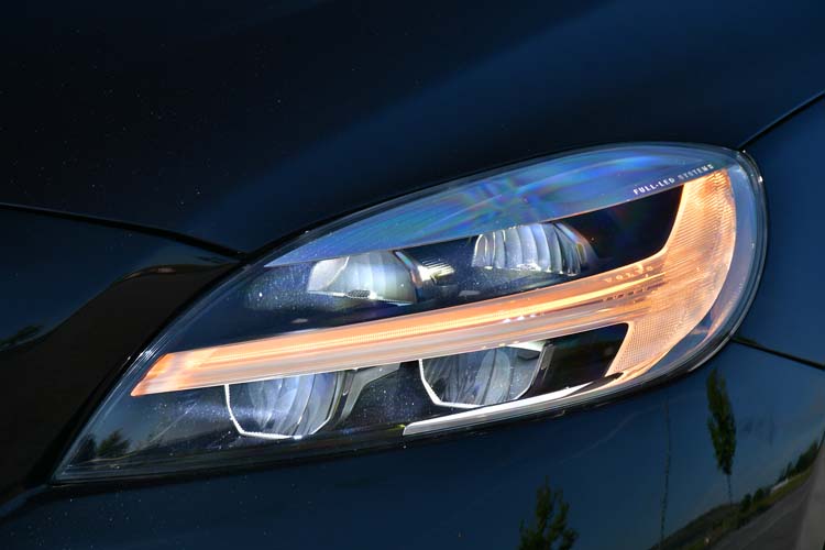 Volvo V40 D2 Ocean Race EDITION