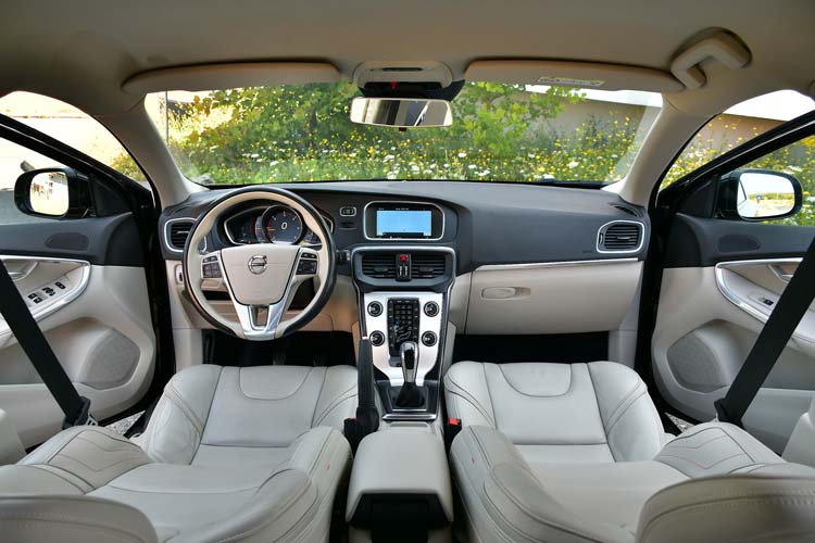 Volvo V40 D2 Ocean Race EDITION