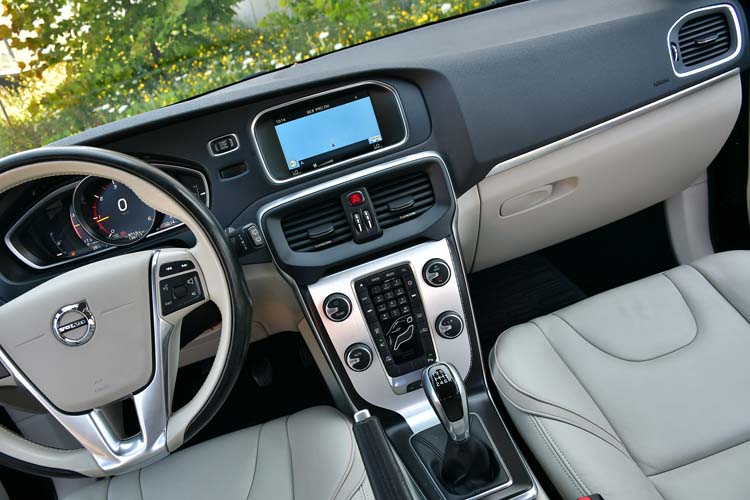 Volvo V40 D2 Ocean Race EDITION