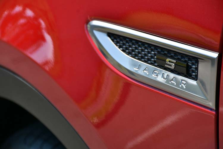 Jaguar E-Pace D150 AWD Aut. R-Dynamic S