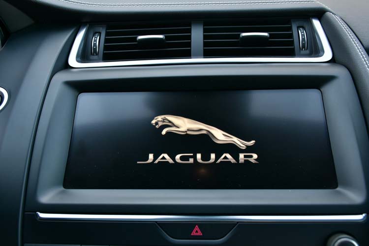 Jaguar E-Pace D150 AWD Aut. R-Dynamic S