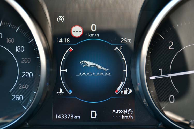 Jaguar E-Pace D150 AWD Aut. R-Dynamic S
