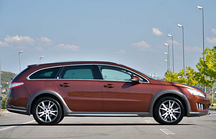 Peugeot 508 RXH Hybrid4 Allure Edition