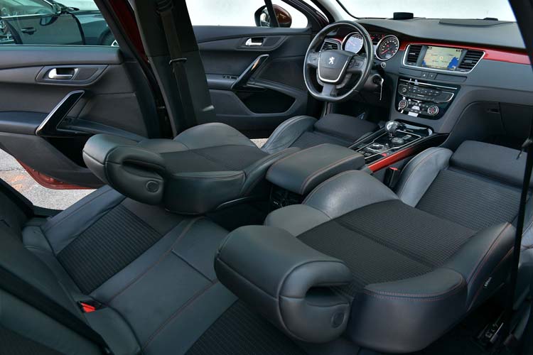 Peugeot 508 RXH Hybrid4 Allure Edition