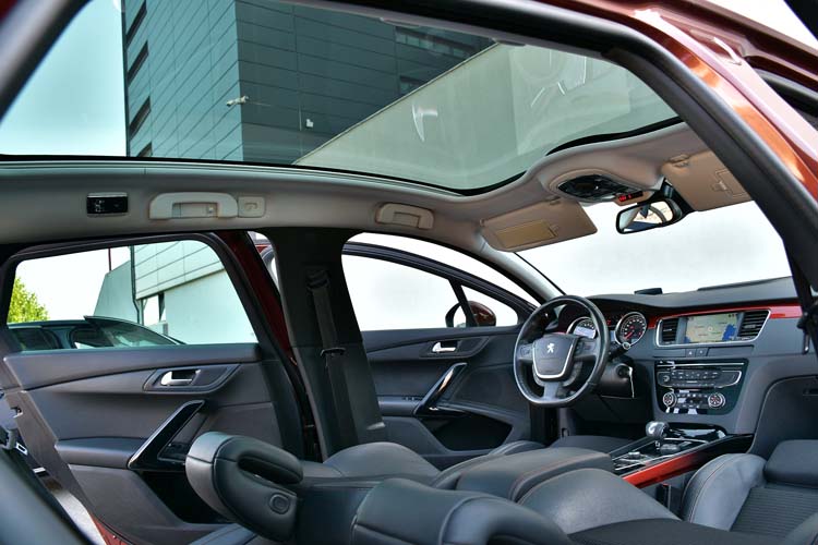 Peugeot 508 RXH Hybrid4 Allure Edition