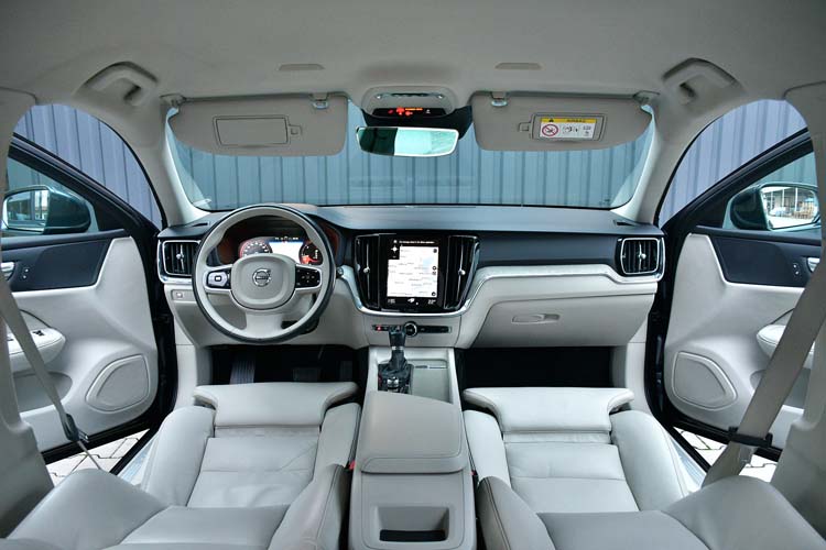 Volvo V60 D4 Geartronic Inscription