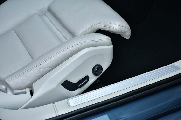 Volvo V60 D4 Geartronic Inscription