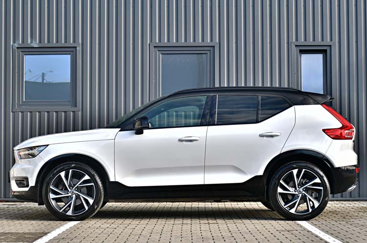 Volvo XC40 2.0 D4 AWD Geartronic R Design