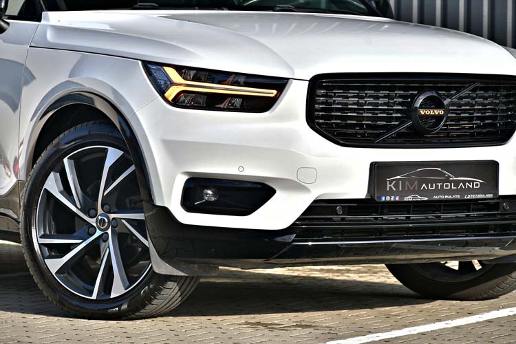 Volvo XC40 2.0 D4 AWD Geartronic R Design