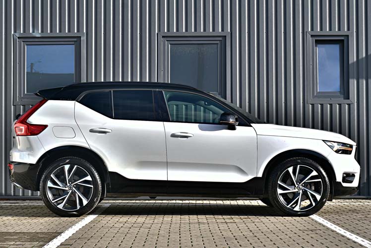 Volvo XC40 2.0 D4 AWD Geartronic R Design