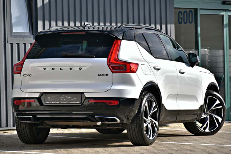 Volvo XC40 2.0 D4 AWD Geartronic R Design