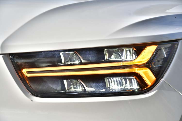 Volvo XC40 2.0 D4 AWD Geartronic R Design