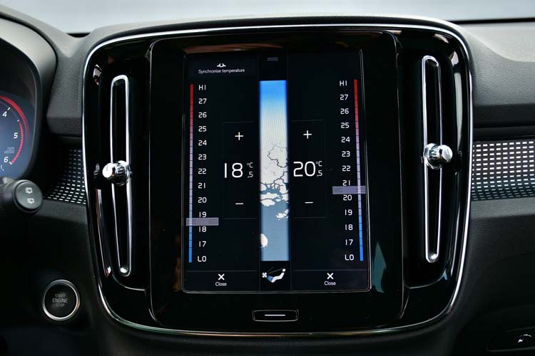 Volvo XC40 2.0 D4 AWD Geartronic R Design